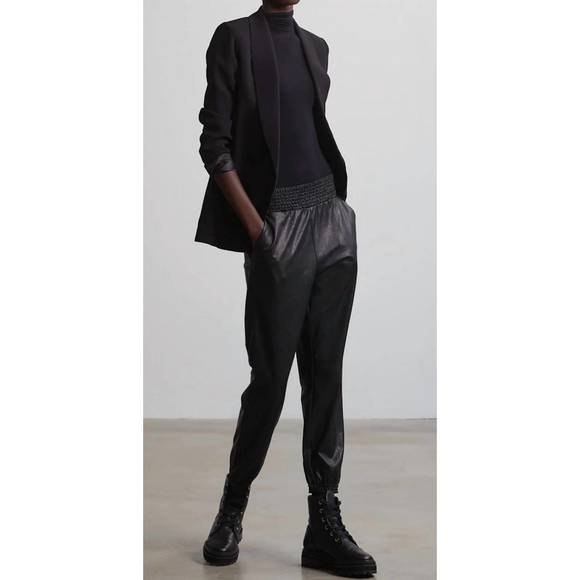 NEW COMMANDO faux leather jogger with elastic waist & hem in black - Picture 2 of 3